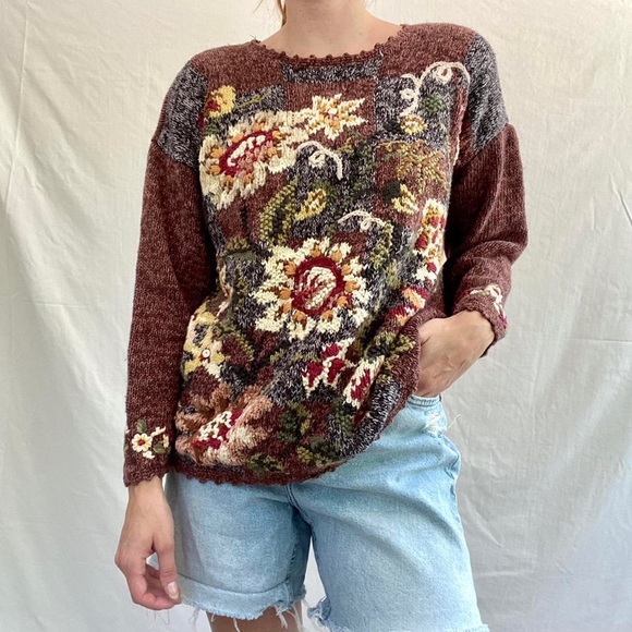 Vintage 1980's Floral Embroidered Knit Crewneck Sweater - Picture 4 of 4